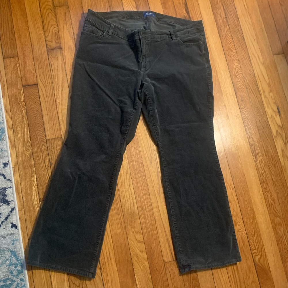 Old Navy Rockstar Bootcut Corduroy’s Charcoal 22